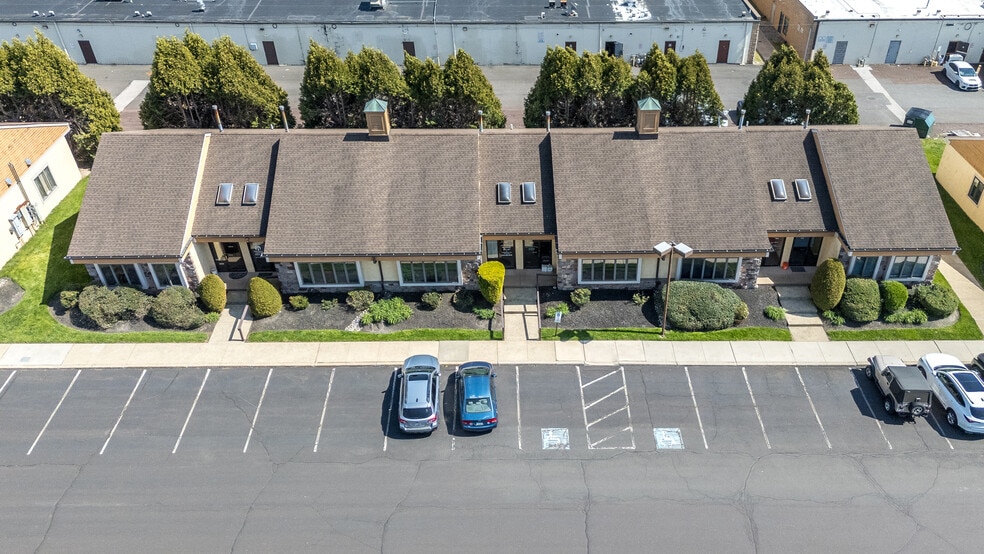 More Photos Of 908-918 Town Center, New Britain Office For Sale