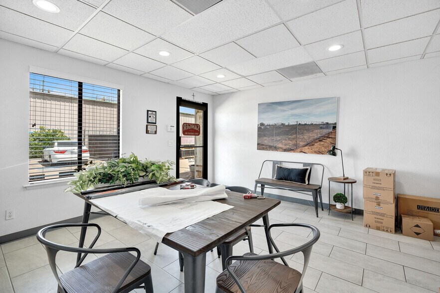 More Photos Of 1848 Industrial Way, Sanger Warehouse For Lease