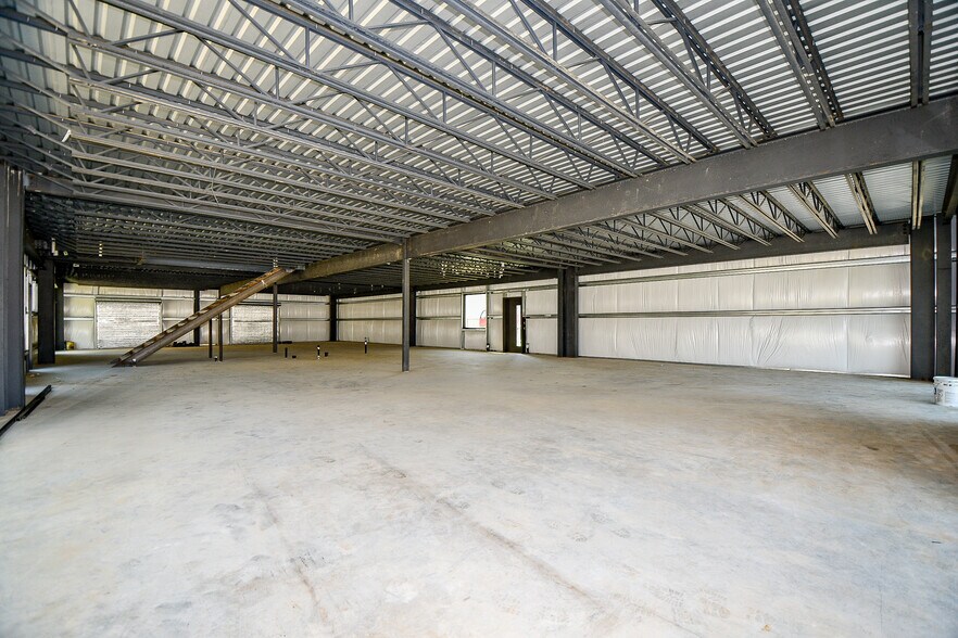 More Photos Of 5713 13th St, Katy Unknown For Lease