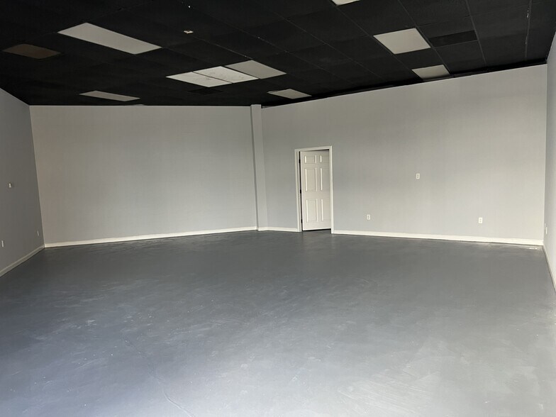 More Photos Of 11050 Prairie Ave, Inglewood Unknown For Lease