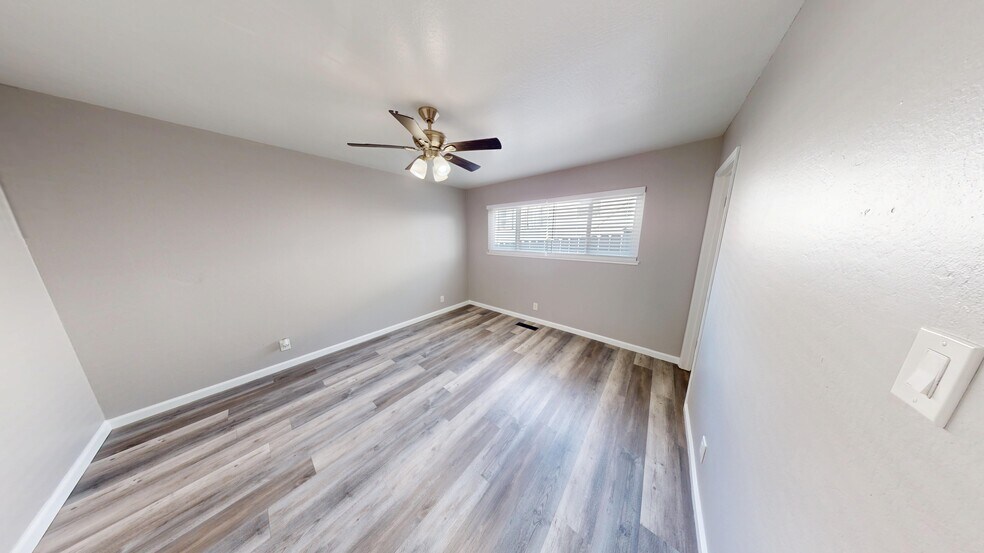 More Photos Of 2105 48th Ave, Oakland Apartments For Sale