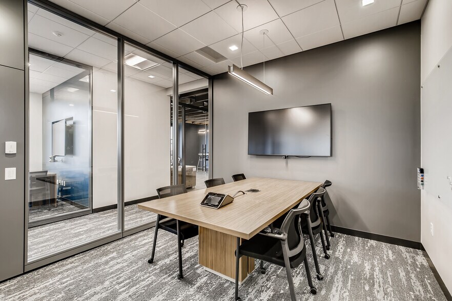 More Photos Of 2051 Dogwood St, Louisville Research And Development For Lease