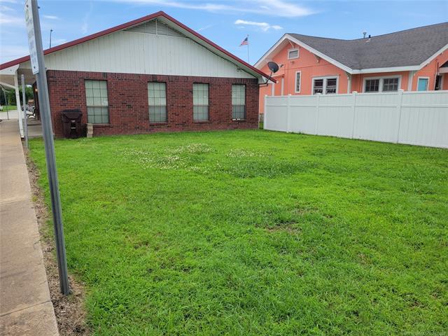 More Photos Of 300 S Main St, Eufaula Office For Sale