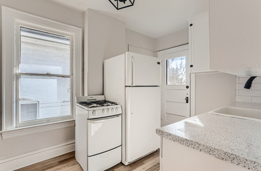 More Photos Of 1147 Marion St, Denver Apartments For Sale