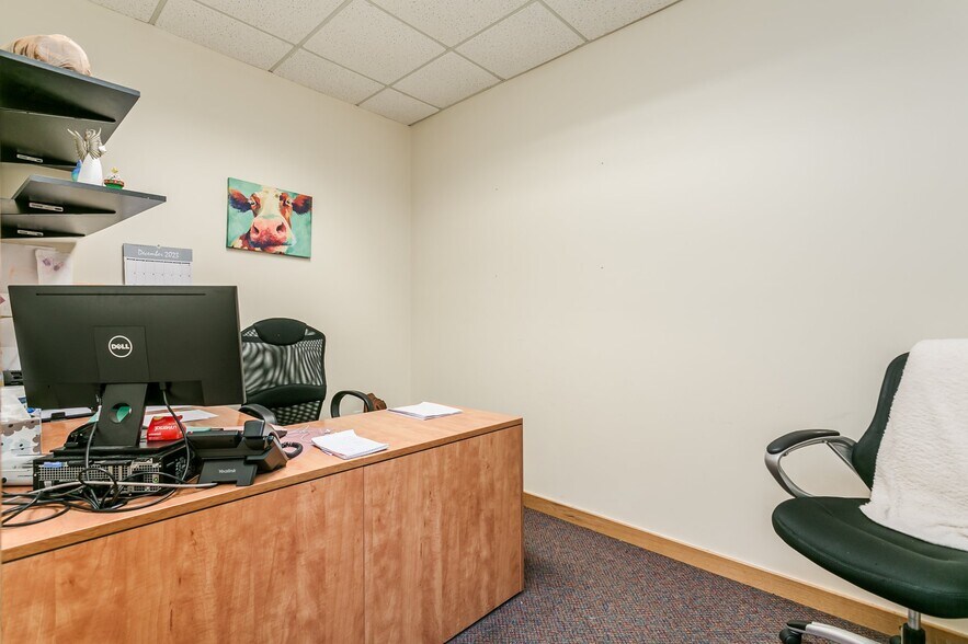 More Photos Of 300 Buell Rd, Rochester Loft Creative Space For Sale