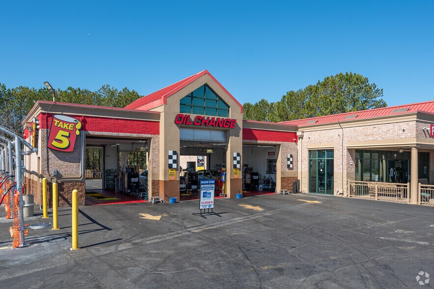 More Photos Of 812 Buford Dr, Lawrenceville Carwash For Sale