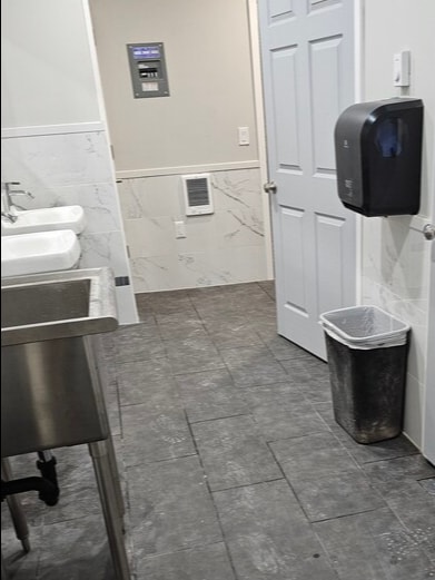 More Photos Of 525 S Brighton St, Seattle Manufacturing For Lease