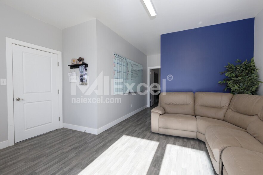 More Photos Of 5682 W 670 S, Hurricane Warehouse For Sale