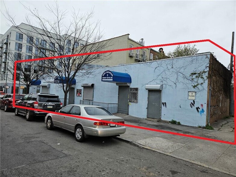 More Photos Of 1025 Rogers Ave, Brooklyn Storefront For Lease
