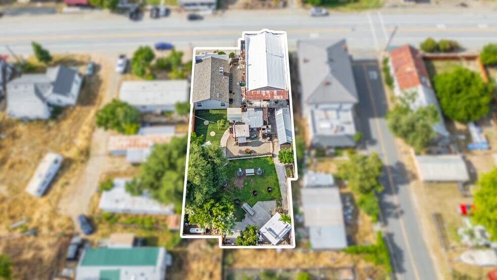 More Photos Of 30048 Yosemite Blvd, La Grange Bar For Sale