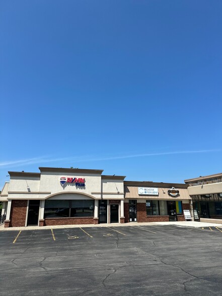 Primary Photo Of 2844-2850 W Ridge Rd, Rochester Unknown For Lease