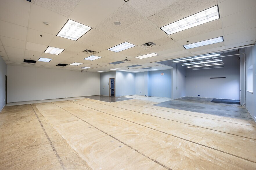 More Photos Of 1290 Blossom Dr, Victor Medical For Lease