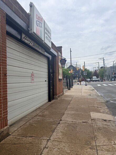 More Photos Of 330-32-34-36-38 E GIRARD AVE, Philadelphia Storefront Retail Residential For Sale