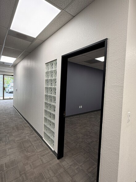 More Photos Of 3060-3098 Kenneth St, Santa Clara Manufacturing For Lease