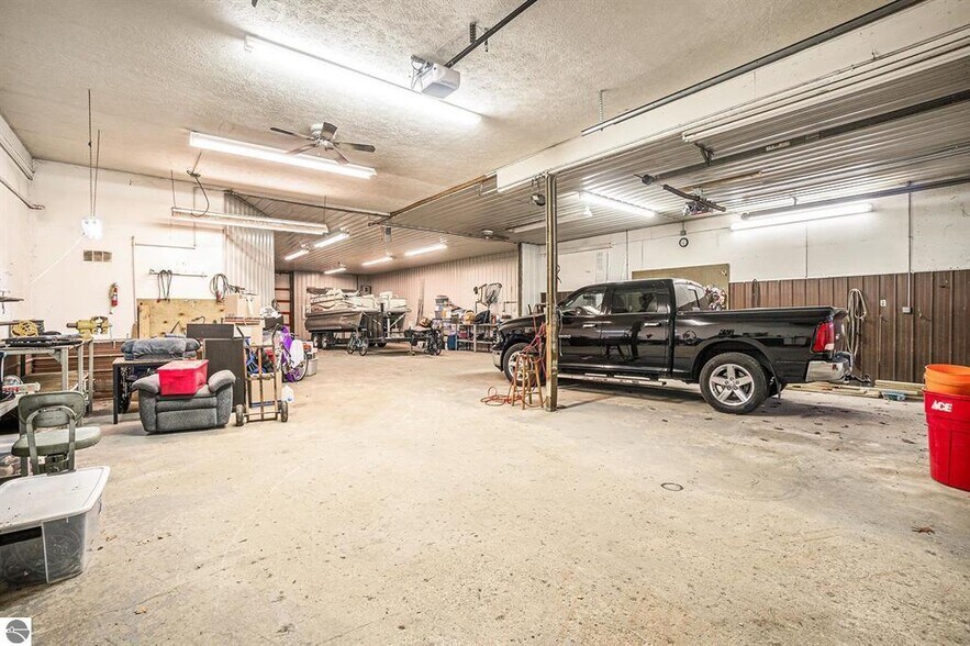 More Photos Of 4322 Church rd, Traverse City Distribution For Sale