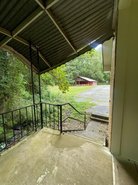 More Photos Of 3060 Bouldercrest Rd, Ellenwood Religious Facility For Sale