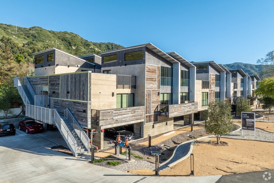 More Photos Of 20412 Laguna Canyon Rd, Laguna Beach Apartments For Sale