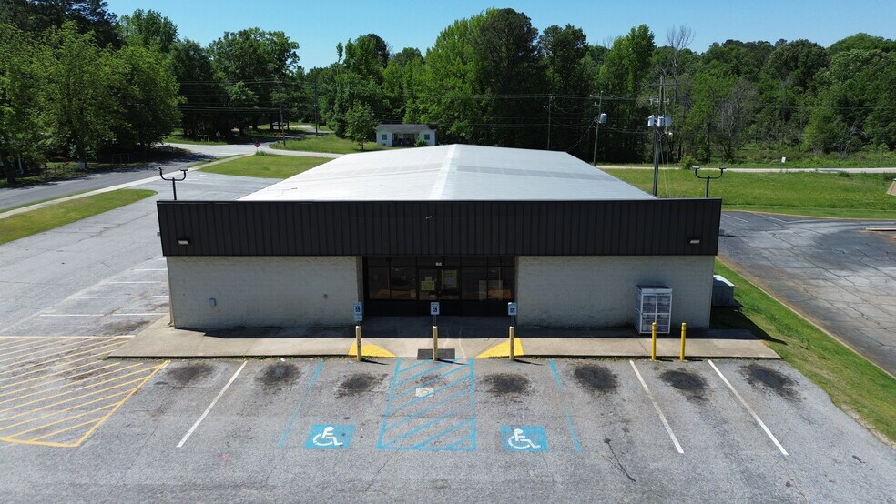 More Photos Of 274 E Savannah St, Calhoun Falls Freestanding For Lease