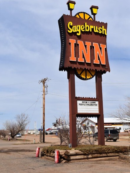 More Photos Of 518 W Montana Ave, Baker Hotel For Sale