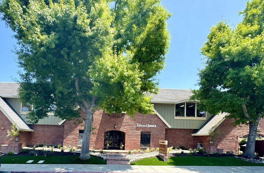 Primary Photo Of 438 S Murphy Ave, Sunnyvale Medical For Lease