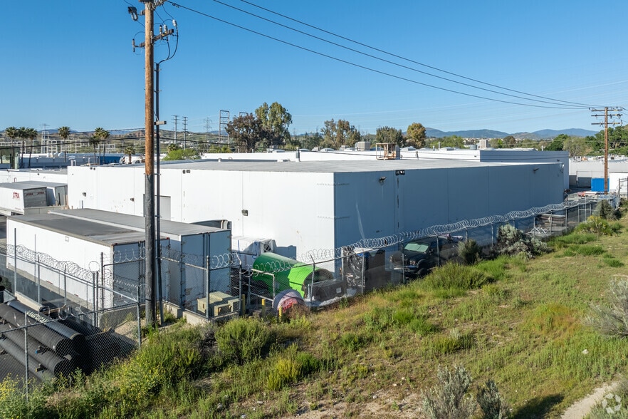 More Photos Of 25562 Avenue Stanford, Valencia Manufacturing For Sale