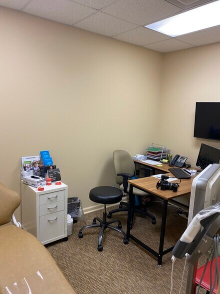 More Photos Of 601 Bethlehem Pike, Montgomeryville Medical For Sale