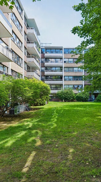 More Photos Of 6 Milepost Pl, Toronto Apartments For Sale