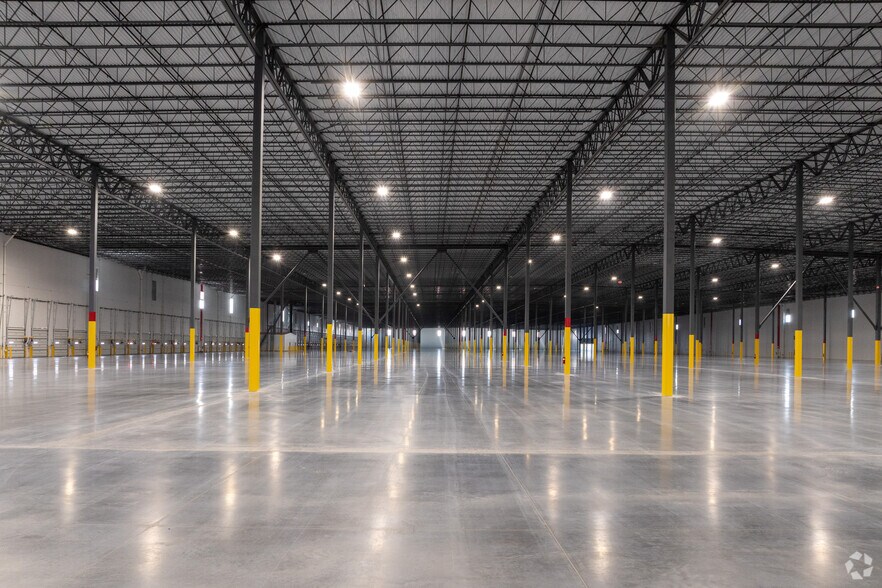 More Photos Of 85 Main St, Spotswood Manufacturing For Lease