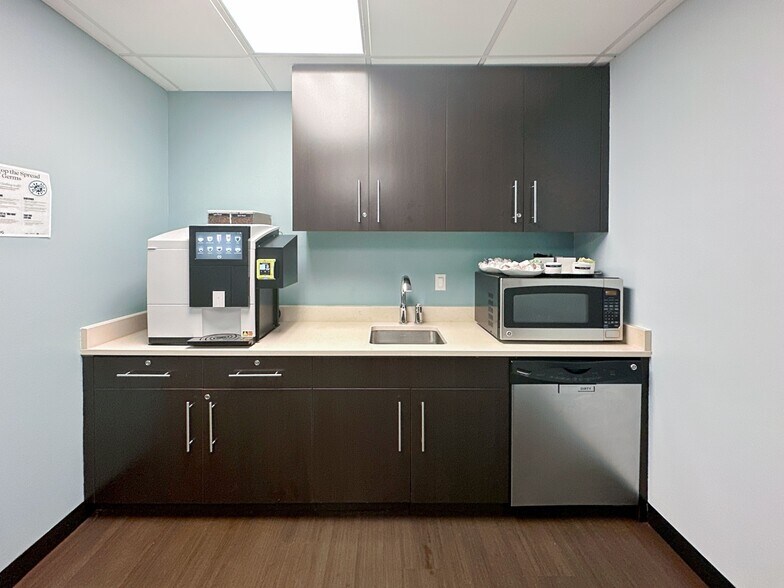 More Photos Of 120 N Washington Sq, Lansing Coworking Space