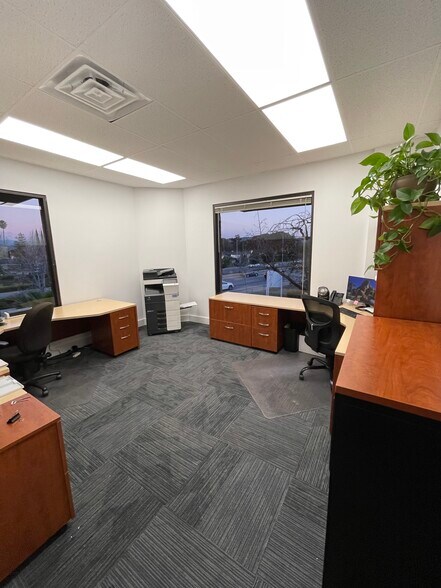 More Photos Of 5446 Thornwood Dr, San Jose Medical For Lease