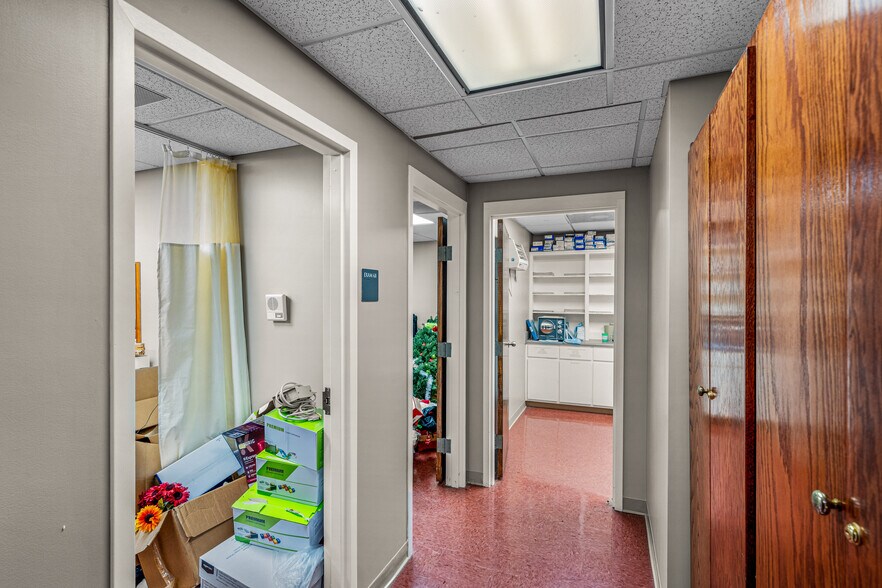 More Photos Of 15239 AL Highway 68, Crossville Medical For Sale