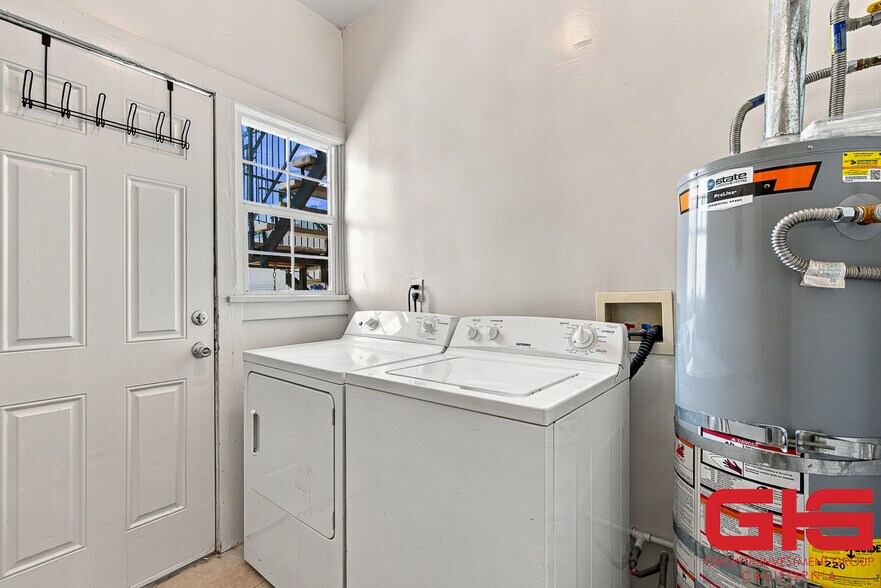 More Photos Of 846 N Harvard Blvd, Los Angeles Apartments For Sale