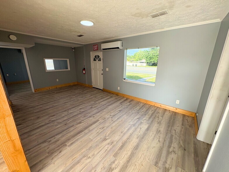 More Photos Of 4604 Old Goldenrod Rd, Orlando Auto Dealership For Sale