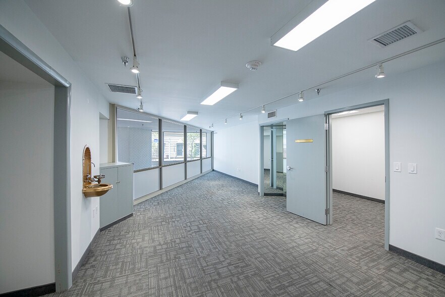 More Photos Of 1228 Euclid Ave, Cleveland Office For Lease