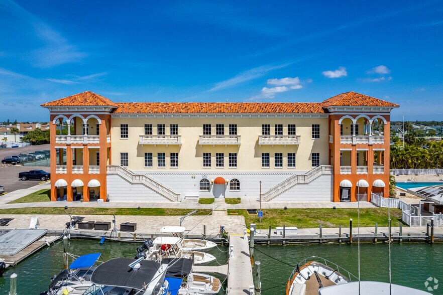 More Photos Of 400 Treasure Island Cswy, Treasure Island Marina For Lease