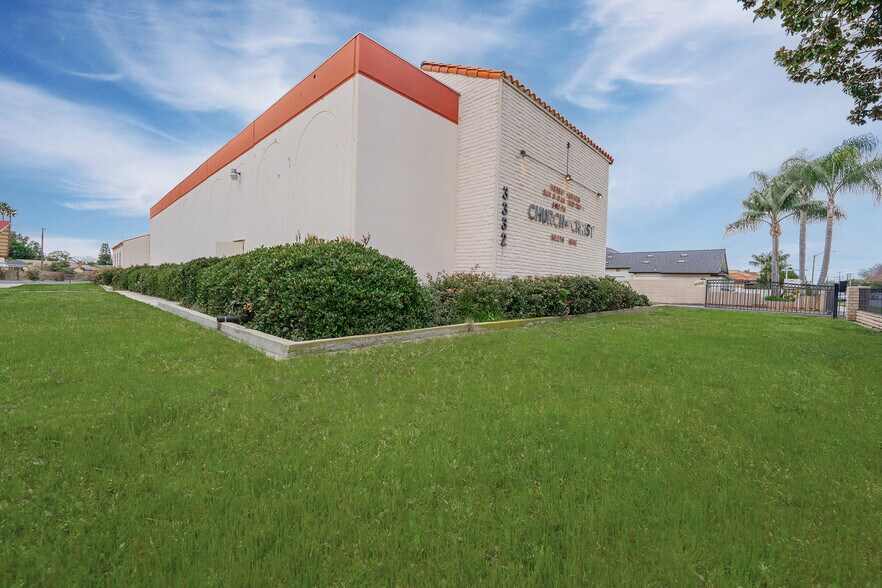 More Photos Of 3332 W Orange Ave, Anaheim Religious Facility For Sale