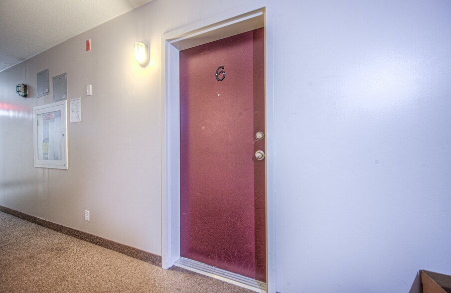 More Photos Of 172 Regina St N, Waterloo Apartments For Sale