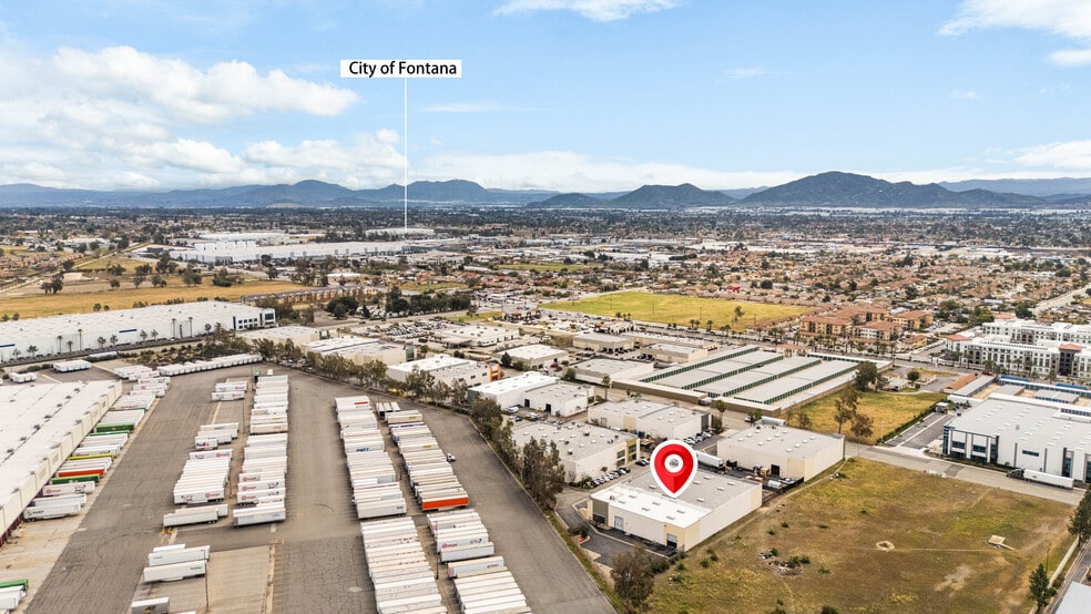 More Photos Of 14920 Hilton Dr, Fontana Warehouse For Lease