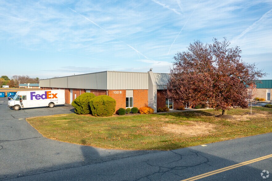 More Photos Of 138 Industry Ln, Forest Hill Unknown For Lease
