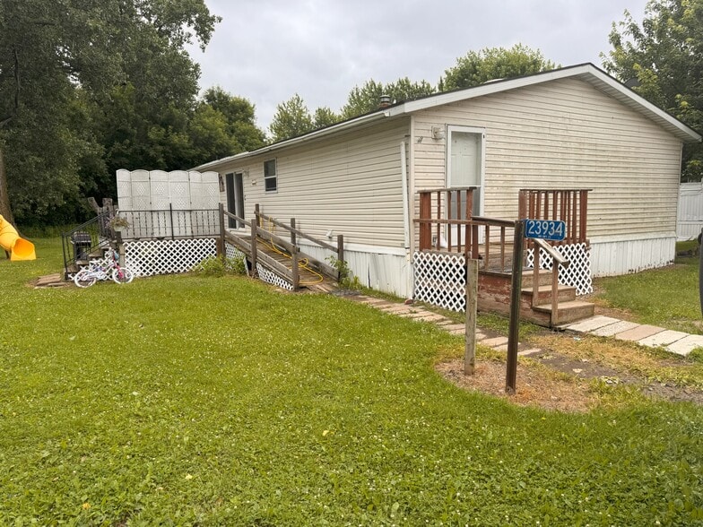 More Photos Of 23924 Minnesota Highway 22, Litchfield Manufactured Housing Mobile Home Park For Sale