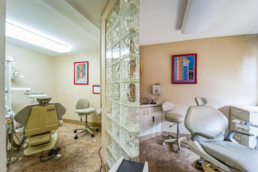 More Photos Of 835 Light St, Baltimore Storefront Retail Residential For Sale