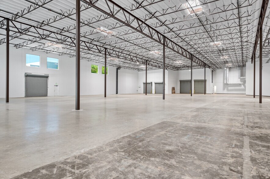 More Photos Of 5810 Van Allen Way, Carlsbad Flex For Sale