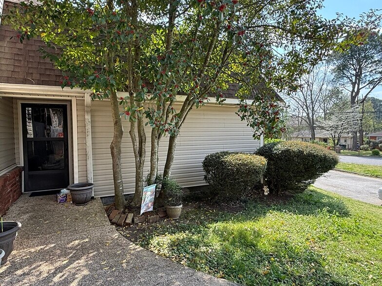 More Photos Of 1614 Somerville Rd SE, Decatur Apartments For Sale
