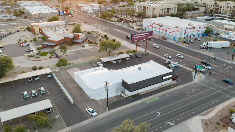 More Photos Of 1945 E Indian School Rd, Phoenix Freestanding For Sale
