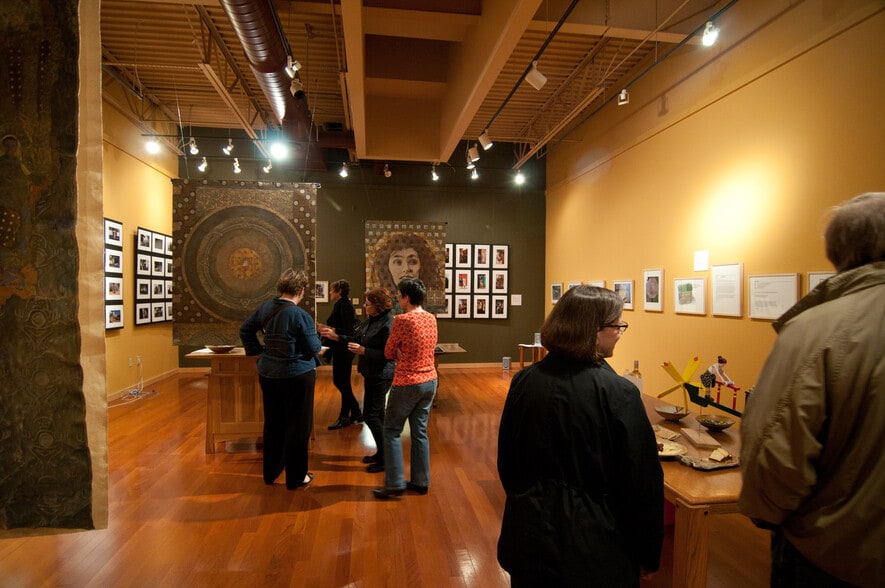 More Photos Of 520-524 Selby Ave, Saint Paul Storefront For Lease