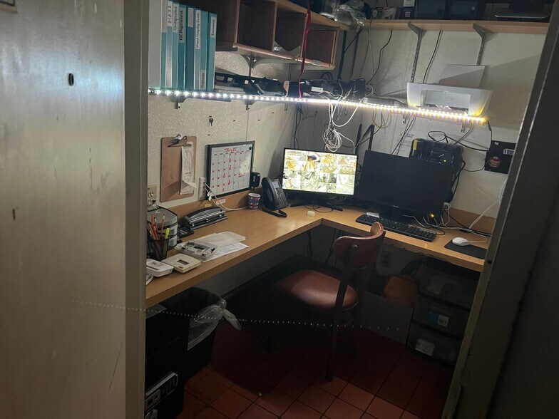 More Photos Of 1347 Kinneman Dr, Bourbonnais Restaurant For Sale