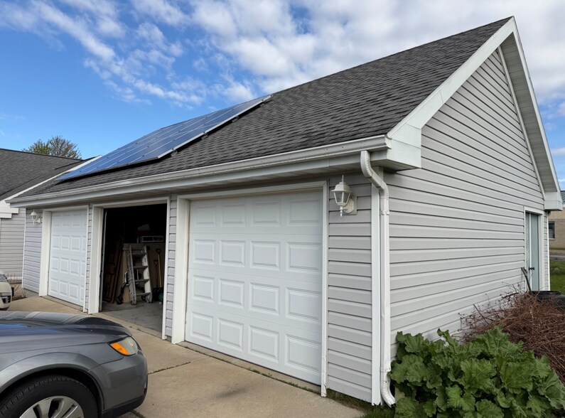 More Photos Of 115 Enterprise Dr, Verona Medical For Sale