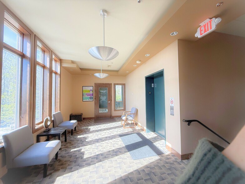 More Photos Of 3515 Coolidge Rd, East Lansing Medical For Lease