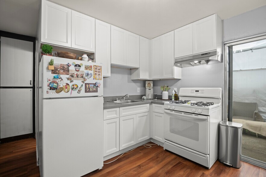 More Photos Of 21501-21599 Westpark St, Hayward Apartments For Sale