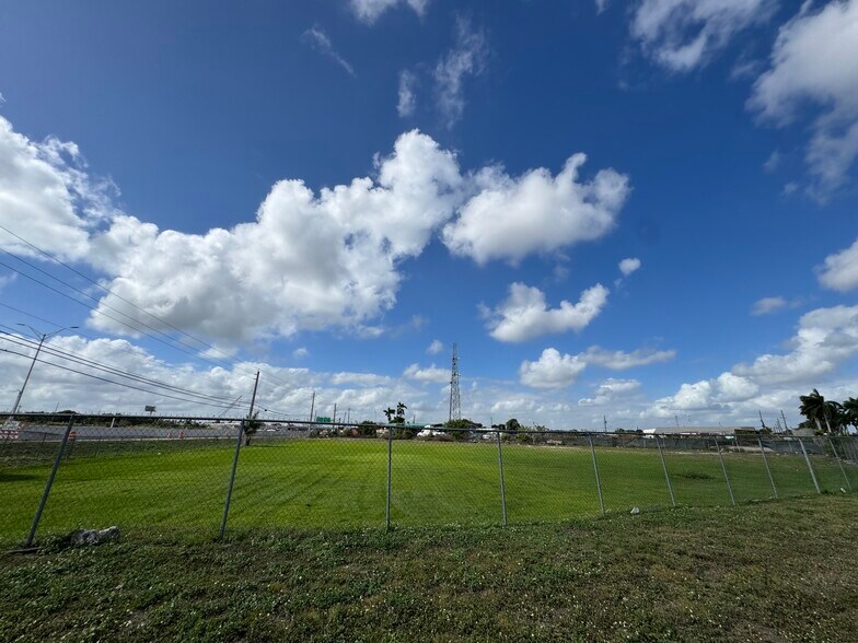 Primary Photo Of 10721 138th Street, Hialeah Land For Lease
